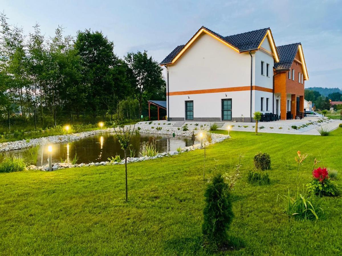 Wonder Home - Apartamenty Halo Karkonosze Z Ogrodem, Sezonowym Basenem, Placem Zabaw I Widokiem Na Sniezke - Zlokalizowane Blisko Karpacza ميسواكوفيتسه المظهر الخارجي الصورة